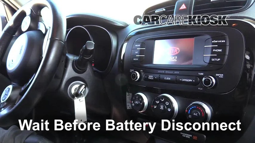 2014 Kia Soul ! 2.0L 4 Cyl. Battery Replace